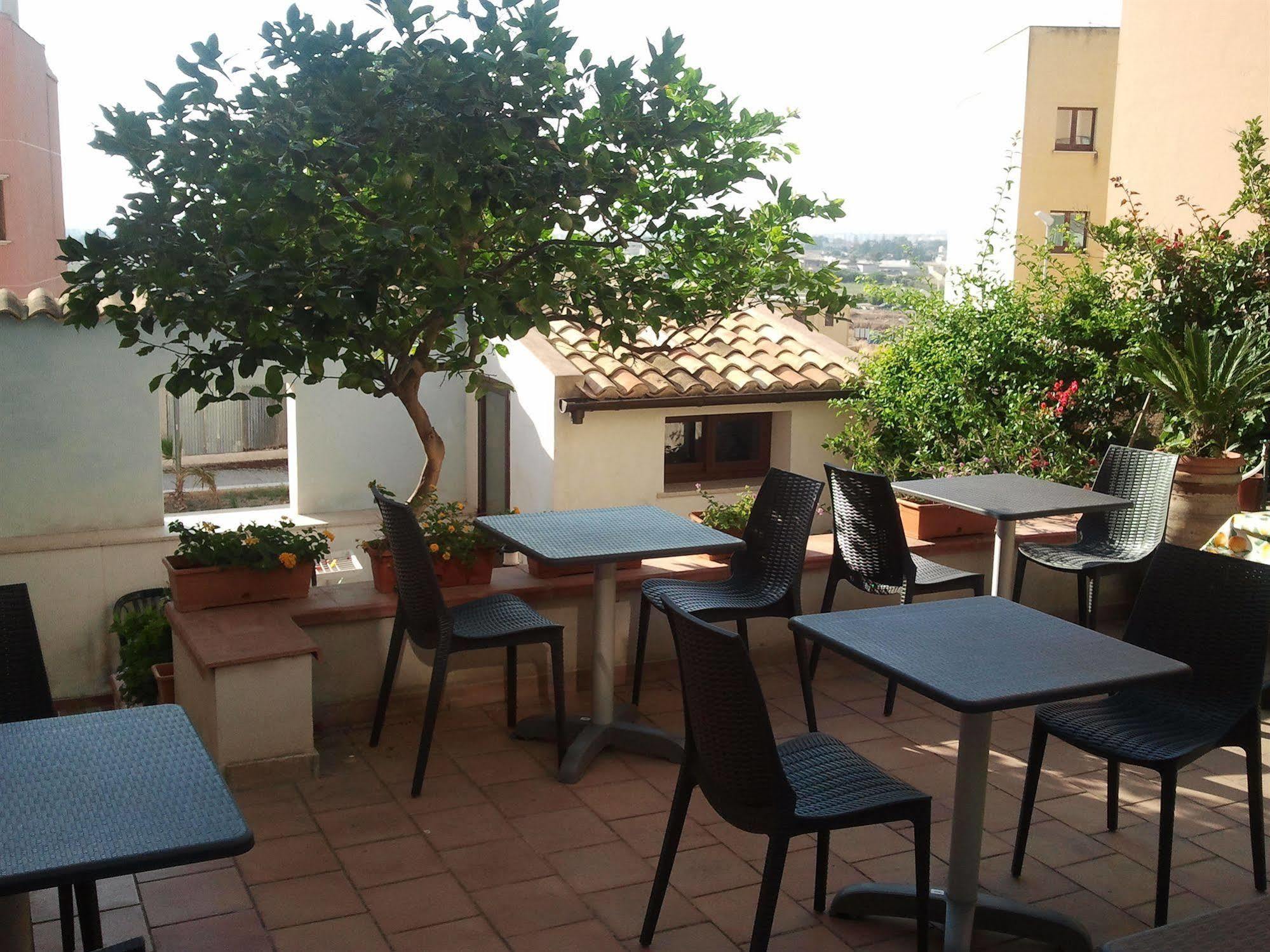 B&B Cafisu Paceco Exterior foto